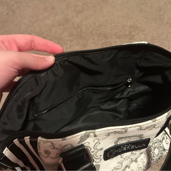 Disney Cinderella 2015 Black and White Handbag Purse - Picture 8 of 10